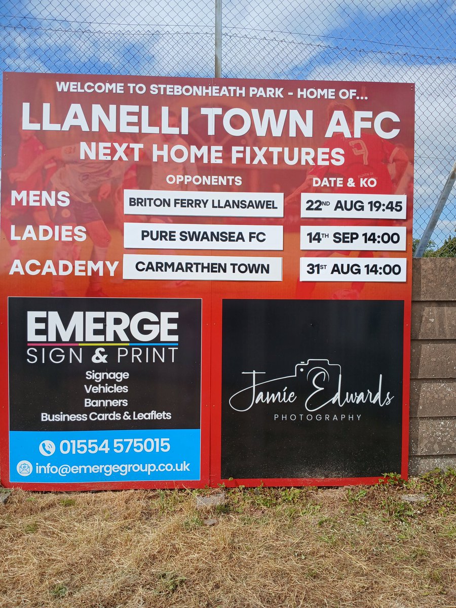 Big shout out again to our great commercial manager <a href="/LlanelliReds/">Llanelli Town AFC</a> Jordan Fox and Emerge for the updates to the fixture board today 👏⚽️👍