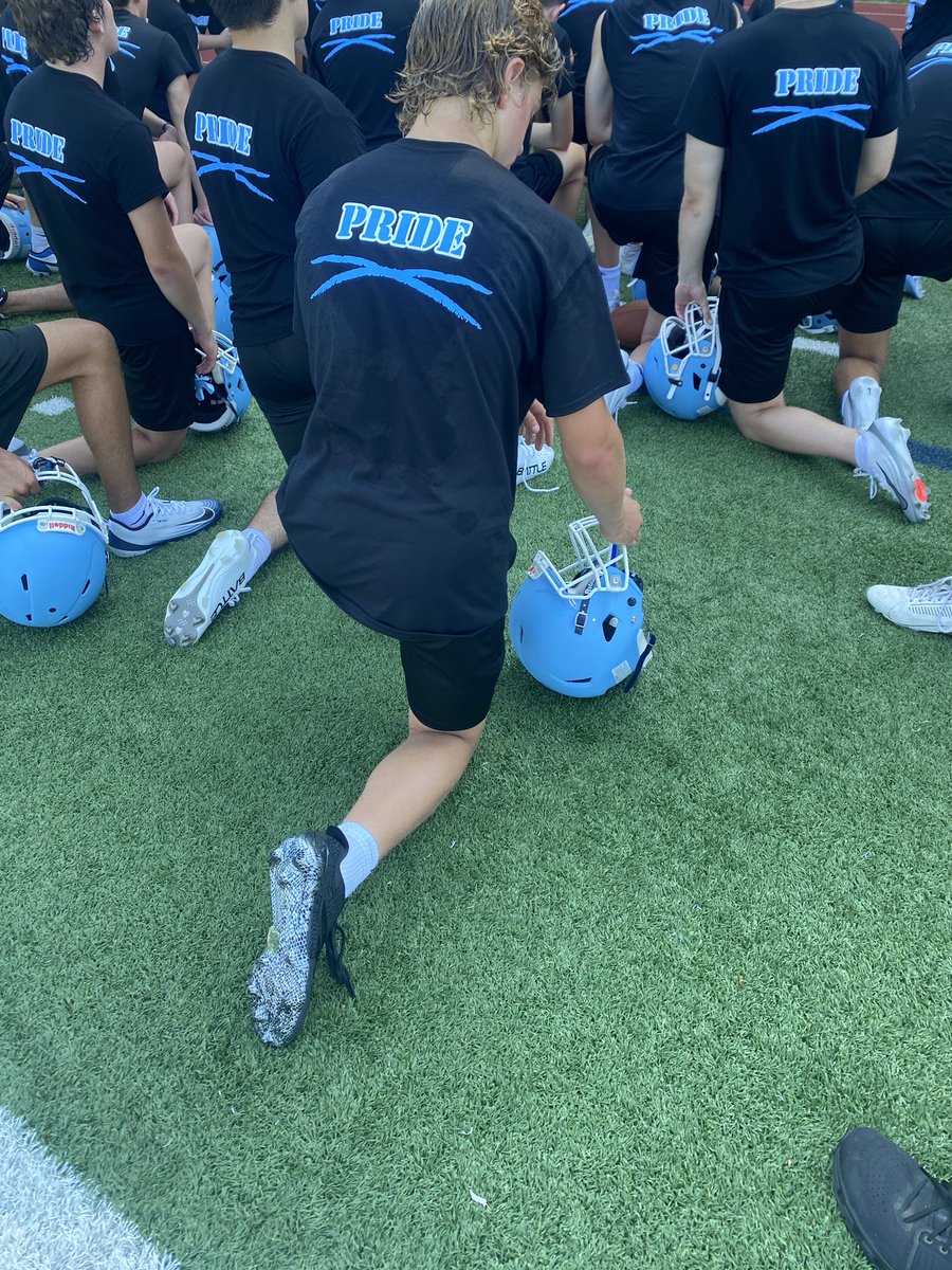 MHSGRIDIRON's tweet photo. Warriors scrimmage Framingham at 10AM Saturday.  Fuller Middle School.  31 Flagg Drive. https://t.co/sIjMwswIBf
