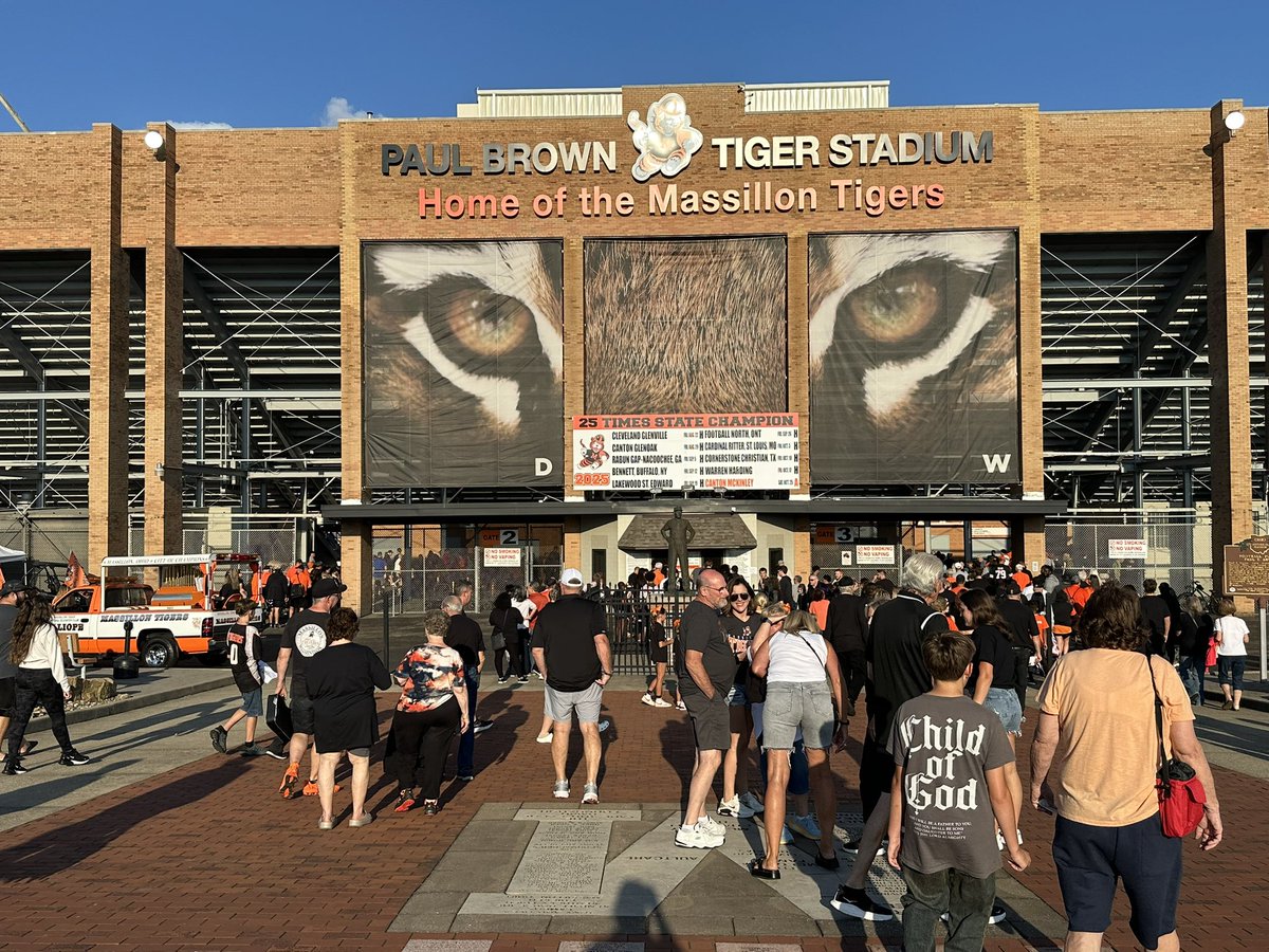 Q92Sports's tweet photo. Football is back at #PBTS https://t.co/unAEDYFan7