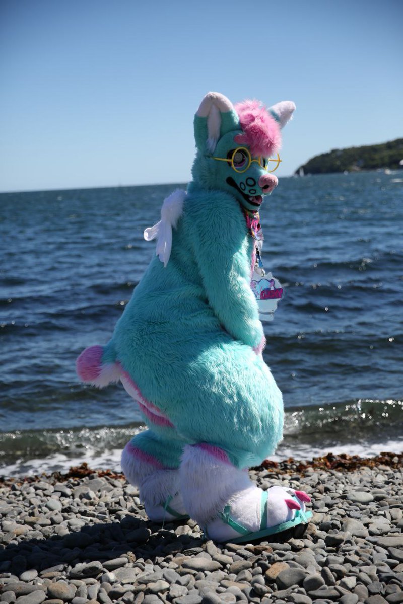 My first #fursuitfriday in a while ^^ Was at a local event last weekend and had so many wonderful photos taken 🩵🩵

Featuring: <a href="/DolbyVixen/">Dolby Vixen 🏳️‍🌈 Moon Mist Husky 🇨🇦🏳️‍⚧️</a> (Moonmist) and <a href="/puppy_waygz/">Puppy Waygz</a> (wearing <a href="/Kobee_pup/">️Kobee Barky Pup</a>)

📸: @dolbyvixen.bsky.social