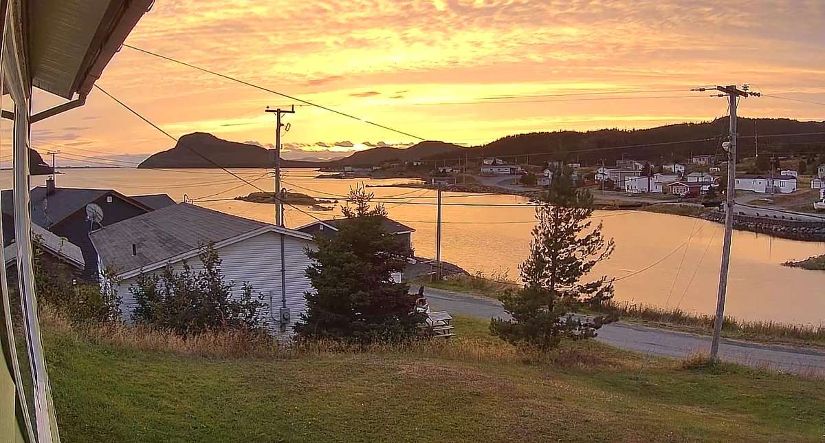 akelly55's tweet photo. Another stunning sunset 🌅 https://t.co/CBRBT8tI2n