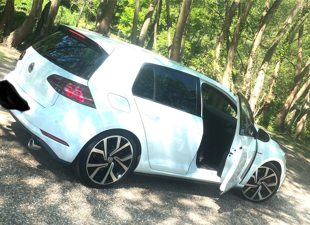 La meilleurs choses de la vie pour réussir et le travail et l’intelligence. #viequotidienne #audi #golf #gti #sportback #photo #politiques