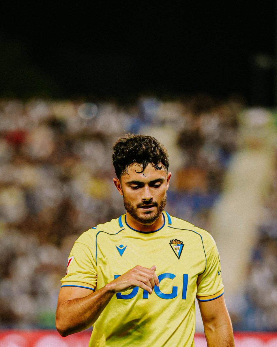 セルヒオ・オルトゥーニョが公式戦でついに黄色のユニフォームに袖を通