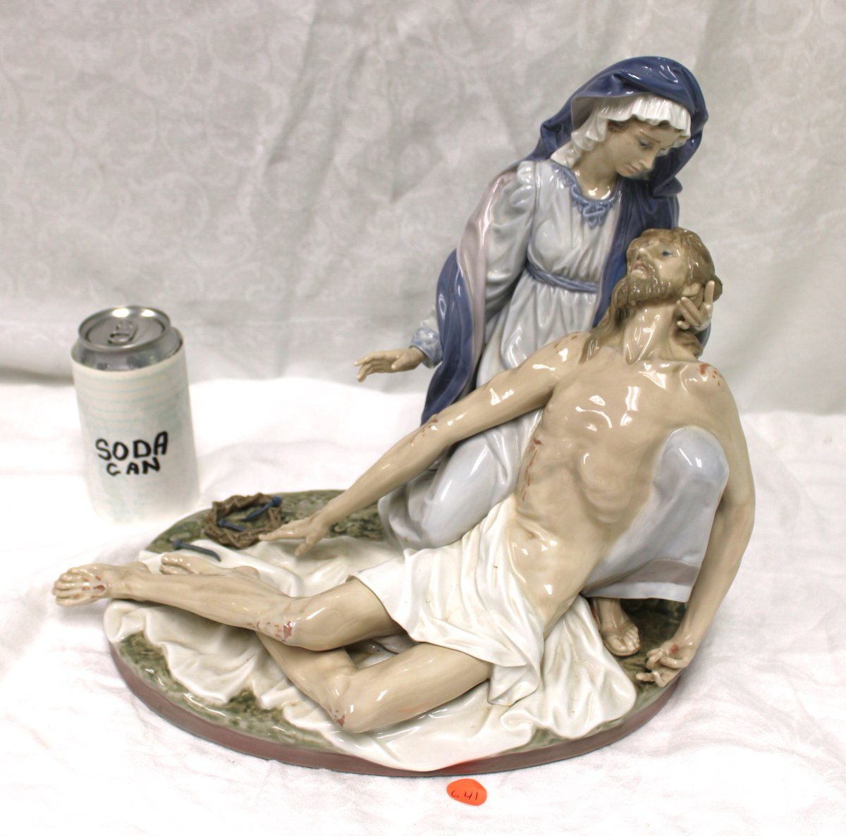 SoJerseyAuction's tweet photo. It’s Auction Time! We do a video so you can use it as a handy tool to bid with confidence. https://t.co/lqnK1gkJI8 Nice Lladro collection, fantastic artwork, amazing fine furniture, furnishings &amp; home décor. South Jersey Auction, 26 Repaupo Station Road, Swedesboro, NJ 08085 https://t.co/Gme1tTYQpB