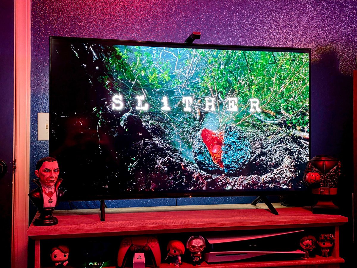 ManWithPez (@manwithpez) on Twitter photo #NowWatching: #Slither
While everyone's watching #Superman, I thought I'd check out my favorite movie from <a href="/JamesGunn/">James Gunn</a> !
...but see #Superman when you get the chance. AND #Slither!
#MutantFam #NowWatching: #Slither
While everyone's watching #Superman, I thought I'd check out my favorite movie from <a href="/JamesGunn/">James Gunn</a> !
...but see #Superman when you get the chance. AND #Slither!
#MutantFam