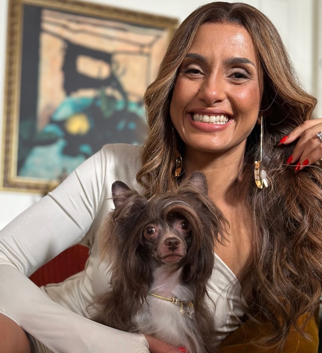 Camila Pitanga sobre ser chamada de parda:

“Sou negra. Eu nunca me achei parda. A questão é como me veem e como eu me vejo. Eu me vejo como uma mulher negra em movimento.”