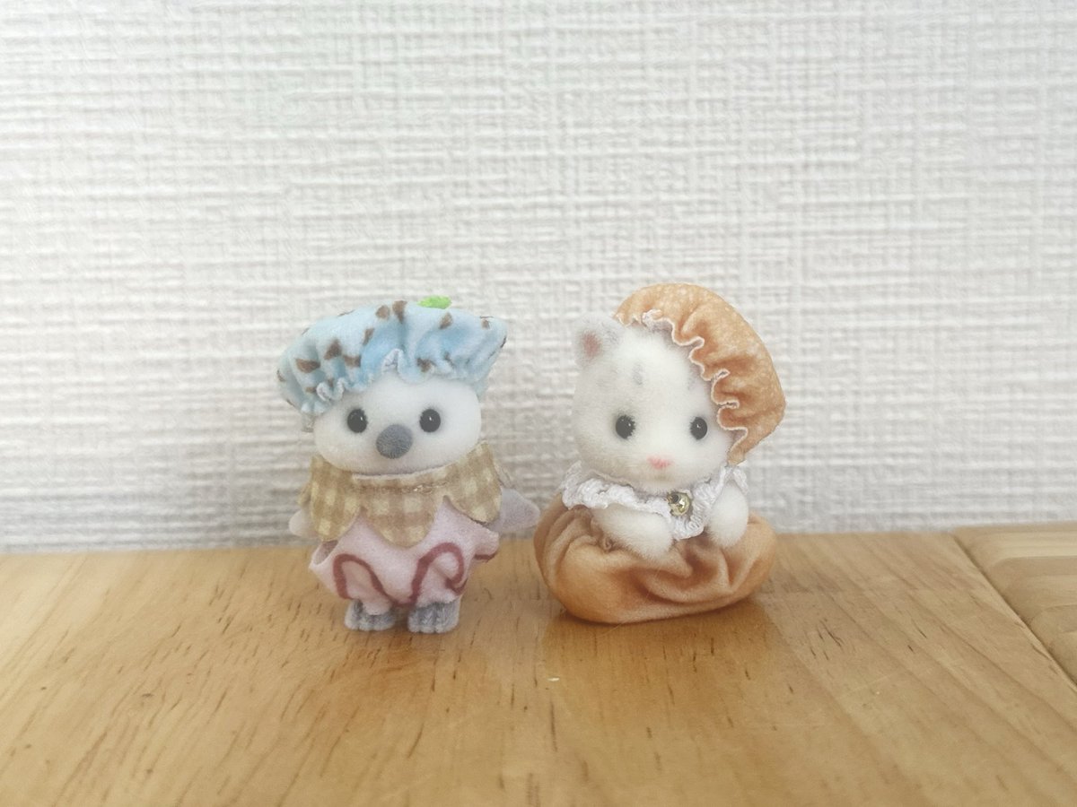 n_pyon_'s tweet image. シルバニアくじ🐰🍮
右の子、オレンジでひめちゃん感ある🍊