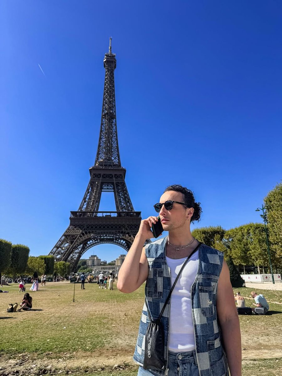 rulesnow_'s tweet photo. Nuevas fotitos en el Instagram de @Jorge_Anzaldo "PARIS"
¿Cuál es su favorita Rulers? https://t.co/tDAwMXM1oV
