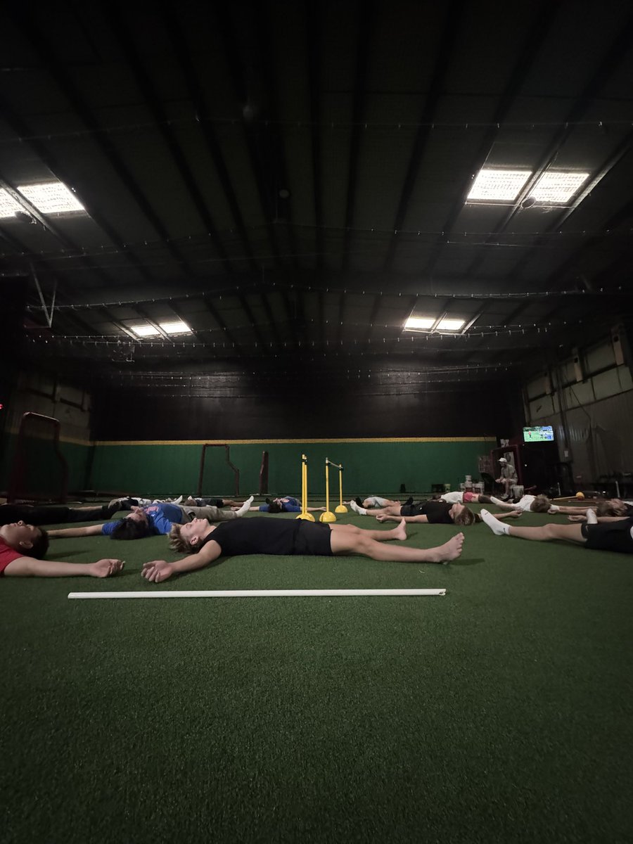 Yoga Fridays, everybody’s favorite day.

25 minutes of movement, and talking 💩 to each other.

5 minute reset before they go into their weekend.

Building something special.