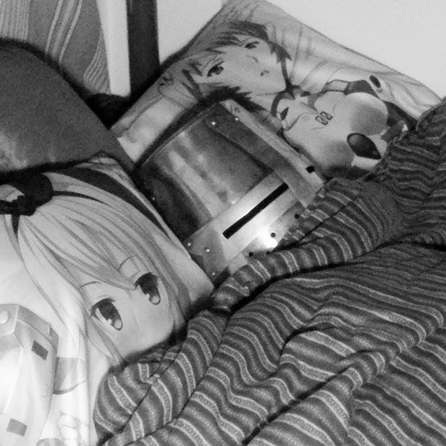 Listening to Princess x Brave Knight listener audios before bed.