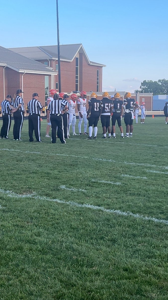 🚨Coin Toss🚨

West wins toss and defers to second half 

Falcon Defense Up!!!