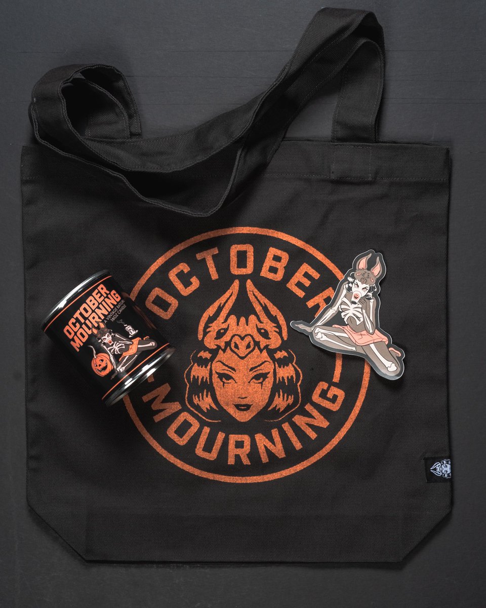 AFTRHRSFN's tweet photo. New drop is out. https://t.co/EVMPipHeNs Grab yours today what’s left of the midsummer scream drop. #candle #totebag #tote #streetwear #StreetStyle #screenprint #artist  #art https://t.co/ygtjFrfwAn