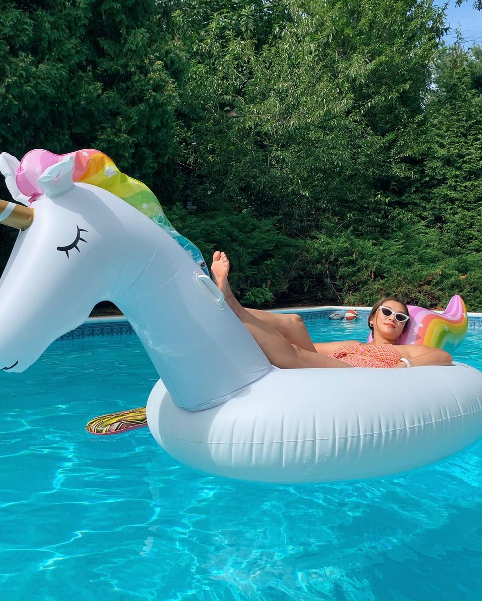 pancherifmyi's tweet image. The tranquility of swimming for a while and being immersed in the cool water of a swimming pool—in a word, a wonderful feeling.🏊‍♂️ 
#Beautifultime 📷