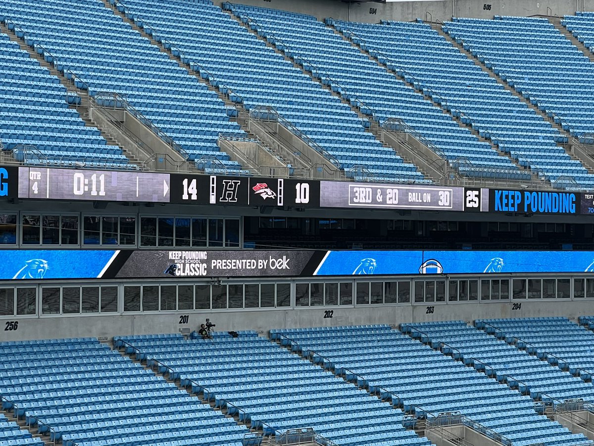 FINAL <a href="/HoughFB/">Hough Football</a> defeats <a href="/FootballSPHS/">South Pointe Football</a> 14-10 in #KeepPounding Classic <a href="/WRHI/">WRHI Radio FM 100.1 📻📱🖥</a> <a href="/Interstate107/">Interstate 107 📻📱🖥</a> <a href="/cn2news/">CN2 News</a>