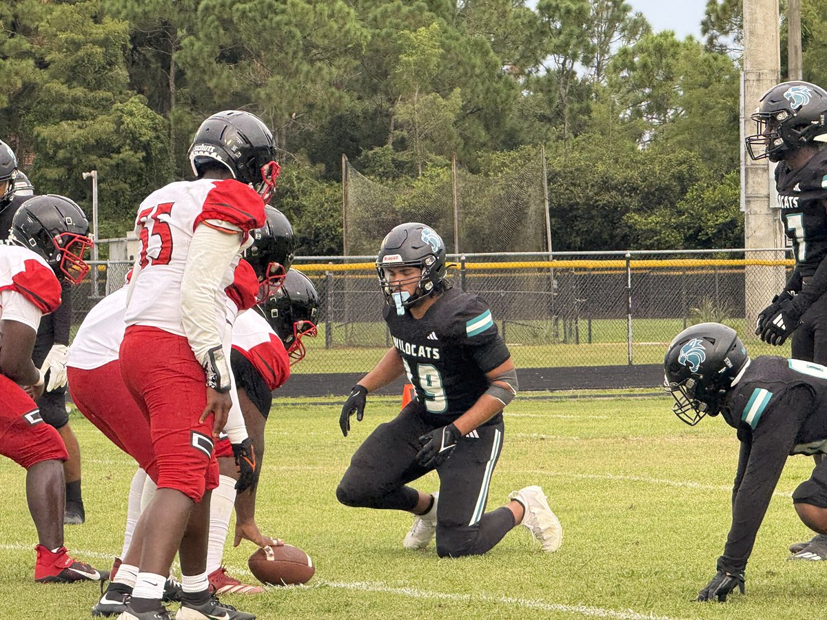 ESPN Top 63 (@espntop63) on Twitter photo Suffocating defensive start for Royal Palm
7:00 to go in first
Royal Palm - 9
Port St. Lucie - 0
<a href="/WildcatsRpb/">Royal Palm Beach High School Football</a> <a href="/PSLJagsFootball/">PSL Jaguars Football</a> Suffocating defensive start for Royal Palm
7:00 to go in first
Royal Palm - 9
Port St. Lucie - 0
<a href="/WildcatsRpb/">Royal Palm Beach High School Football</a> <a href="/PSLJagsFootball/">PSL Jaguars Football</a>