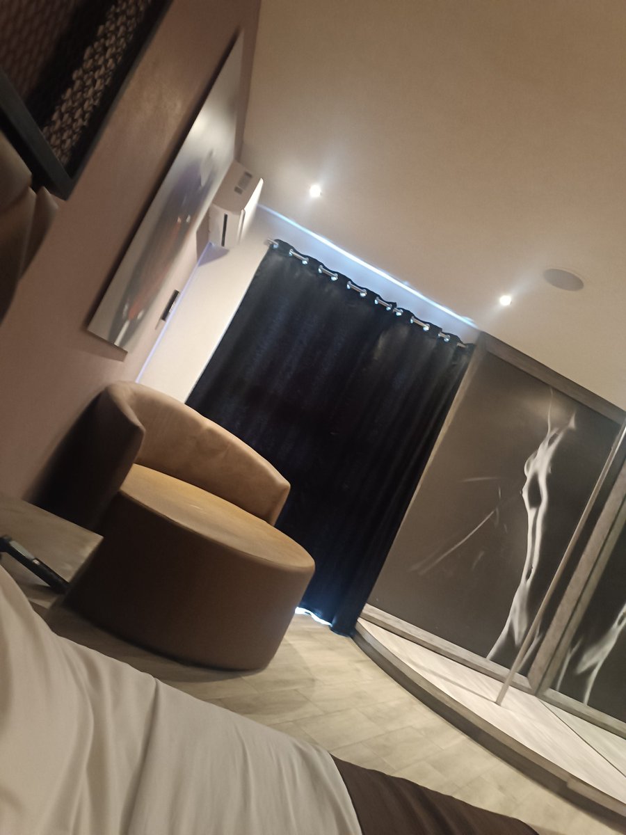 Jessyloveplus's tweet photo. Miren a dónde vine a dar sin querer, eso me pasa por no saber decir que no https://t.co/2x6KP1atJx