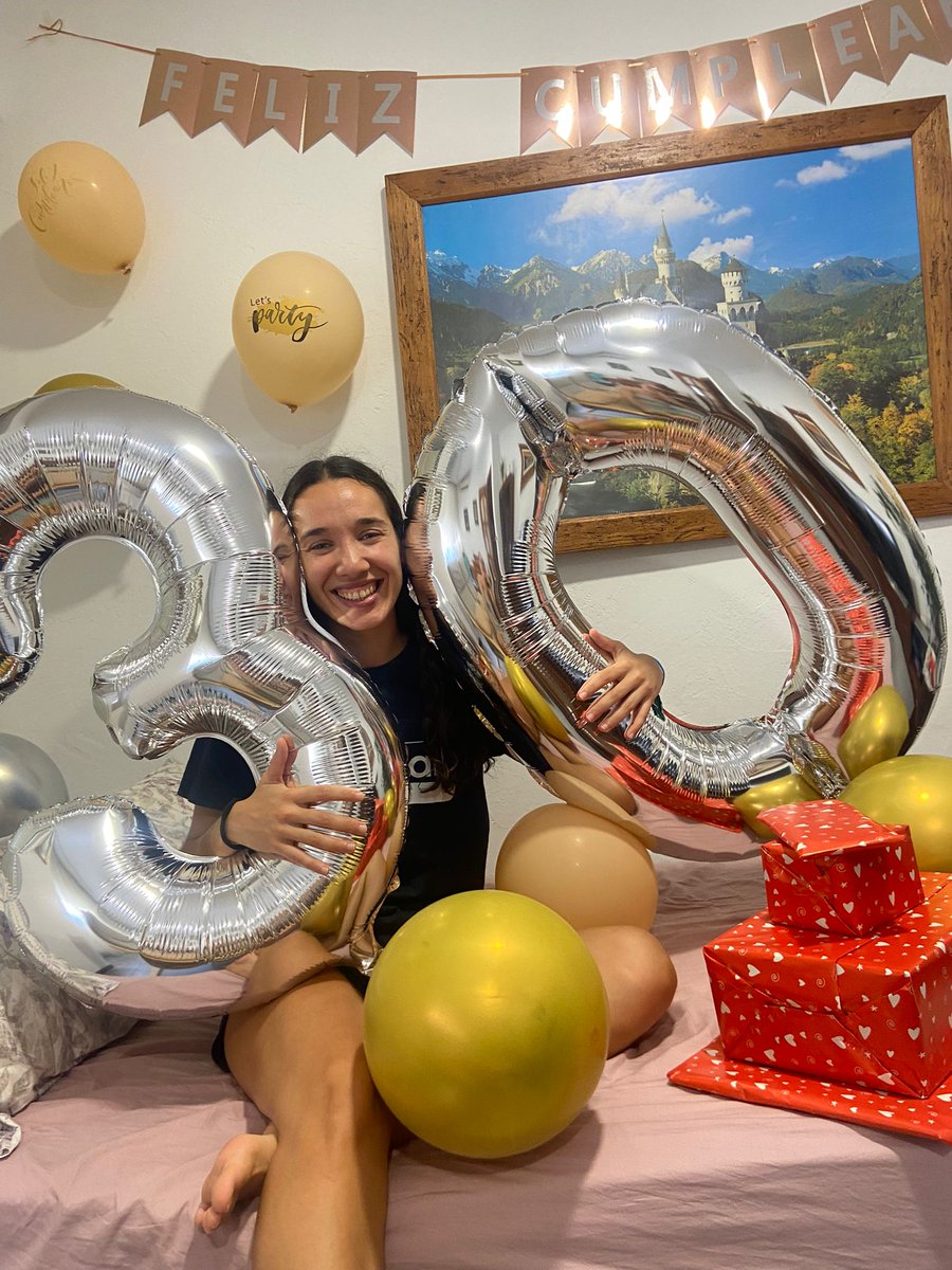 Meriem Ezbida tweet media