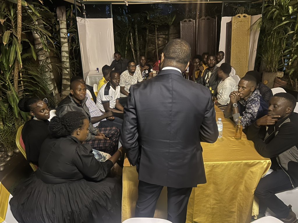 Tukundane Levi Napoleon (@tukundanelevi) on Twitter photo Yesterday, we the Rukungiri NRM youth delegates were greatly inspired by the life-changing remarks from Senior Counsel <a href="/MartinMwa/">Martin Mwambutsya</a>. He reminded us of our vital role in society—to be the light of change and champions of good leadership. He’s truly a role model we deeply look up to. Yesterday, we the Rukungiri NRM youth delegates were greatly inspired by the life-changing remarks from Senior Counsel <a href="/MartinMwa/">Martin Mwambutsya</a>. He reminded us of our vital role in society—to be the light of change and champions of good leadership. He’s truly a role model we deeply look up to.