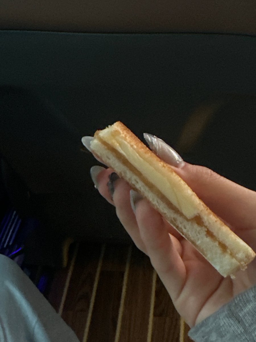 weverse dm translation

🐚 (pic)
🐚 finally
🐚 i really wanted to eat this
🐚 kaya toast

7:58 am kst › 250823
「 #윤채 #YOONCHAE 🐚 #KATSEYE 」
