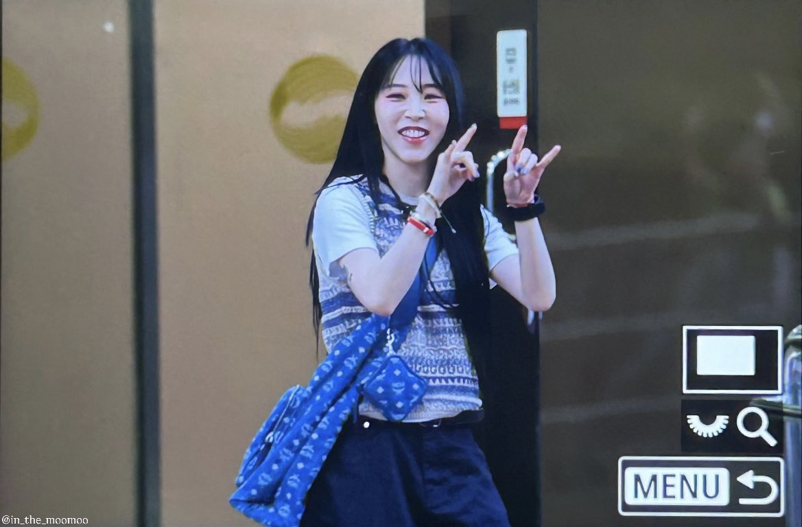 250822 MUSIC BANK 퇴근길

퇴근핑🤟🏻

#MoonByul #문별
#MAMAMOO #마마무