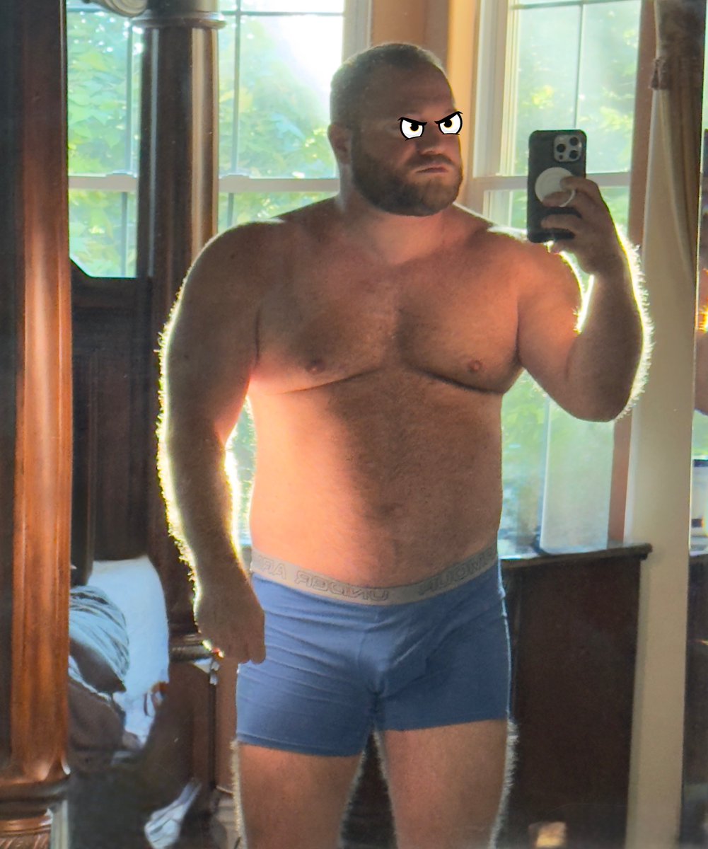 swolling_flyguy's tweet photo. You boys like? GRRRR WOOF https://t.co/73GudugKzp