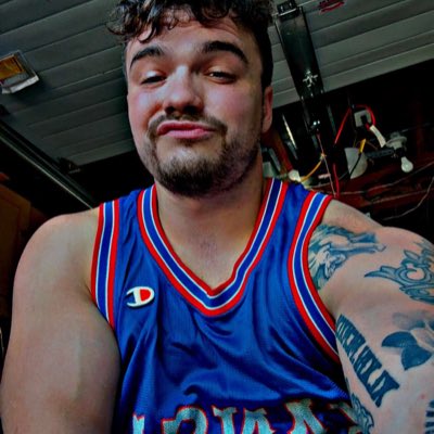 OfficialHolyKid's tweet photo. #NewProfilePic https://t.co/UM7DIaQJOg