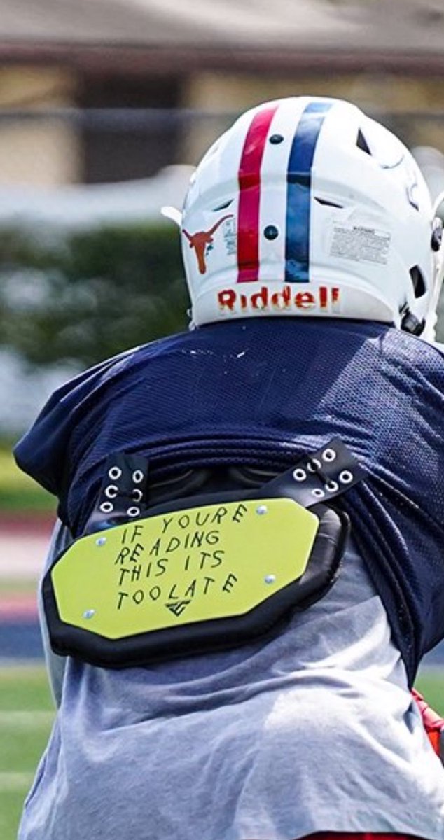 5-star Texas commit Derrek Cooper Jr. is that guy 🔥