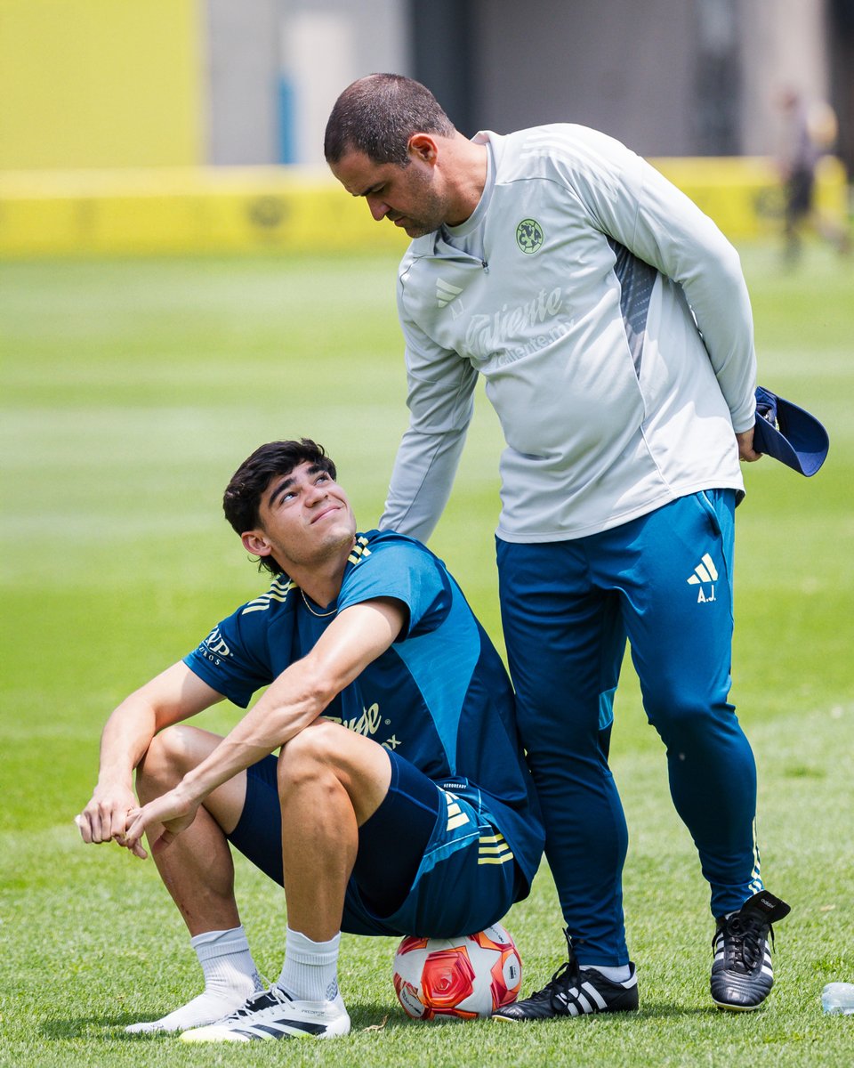 Club América tweet media