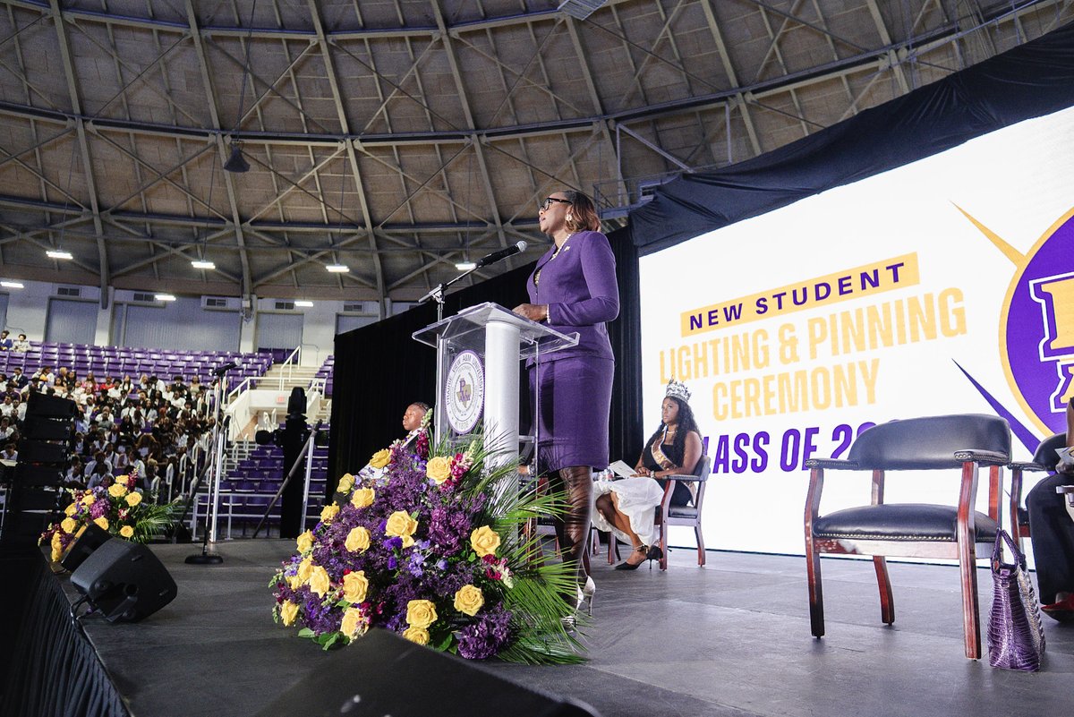 PVAMU's tweet image. Today, we closed out Panther Camp Week with the Freshman Pinning Ceremony, officially welcoming the Class of 2029 into the Panther Family. 💜🐾
 Congratulations, Panthers—you are home.

#PVAMU29 #PantherWeek #PantherPride #WelcomeToTheHill