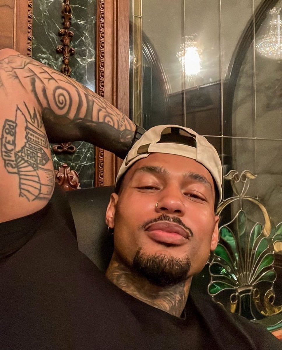 It’s Friday, you better have my money.