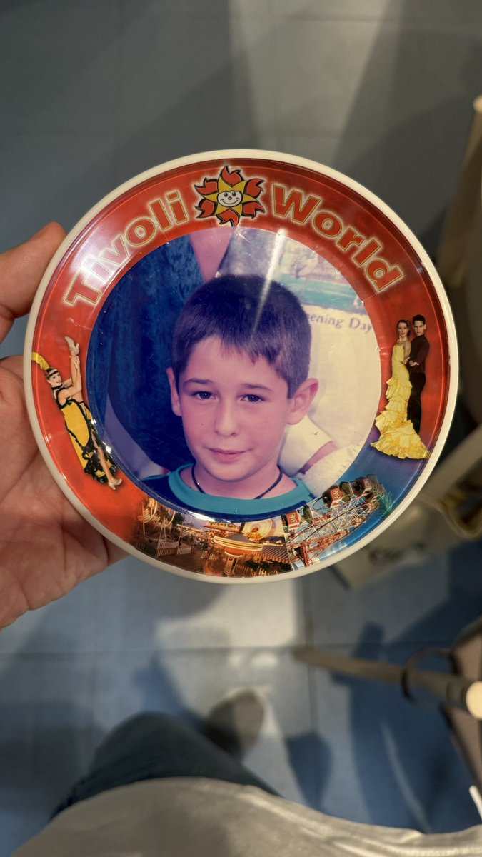 Necko 🦦 tweet media