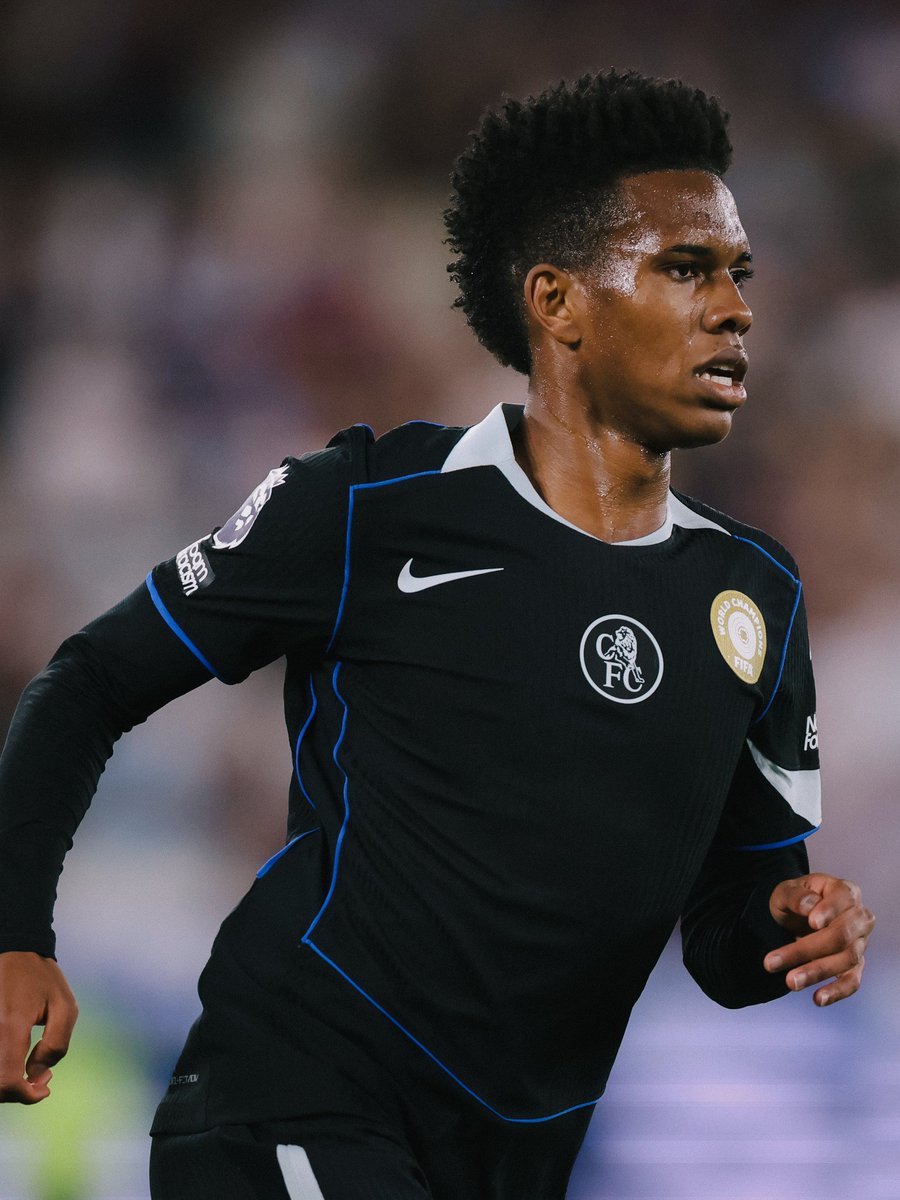 ⁴K  ESTEVĀO 💙✨📸                                                                         #Wallpapers                                                            #WHUCHE                                                                   #FC25