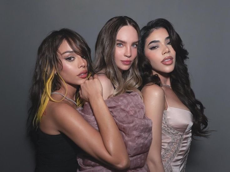 En entrevistas recientes, tanto Kenia Os como Belinda confirmaron que están trabajando en una colaboración junto a Danna 🇲🇽