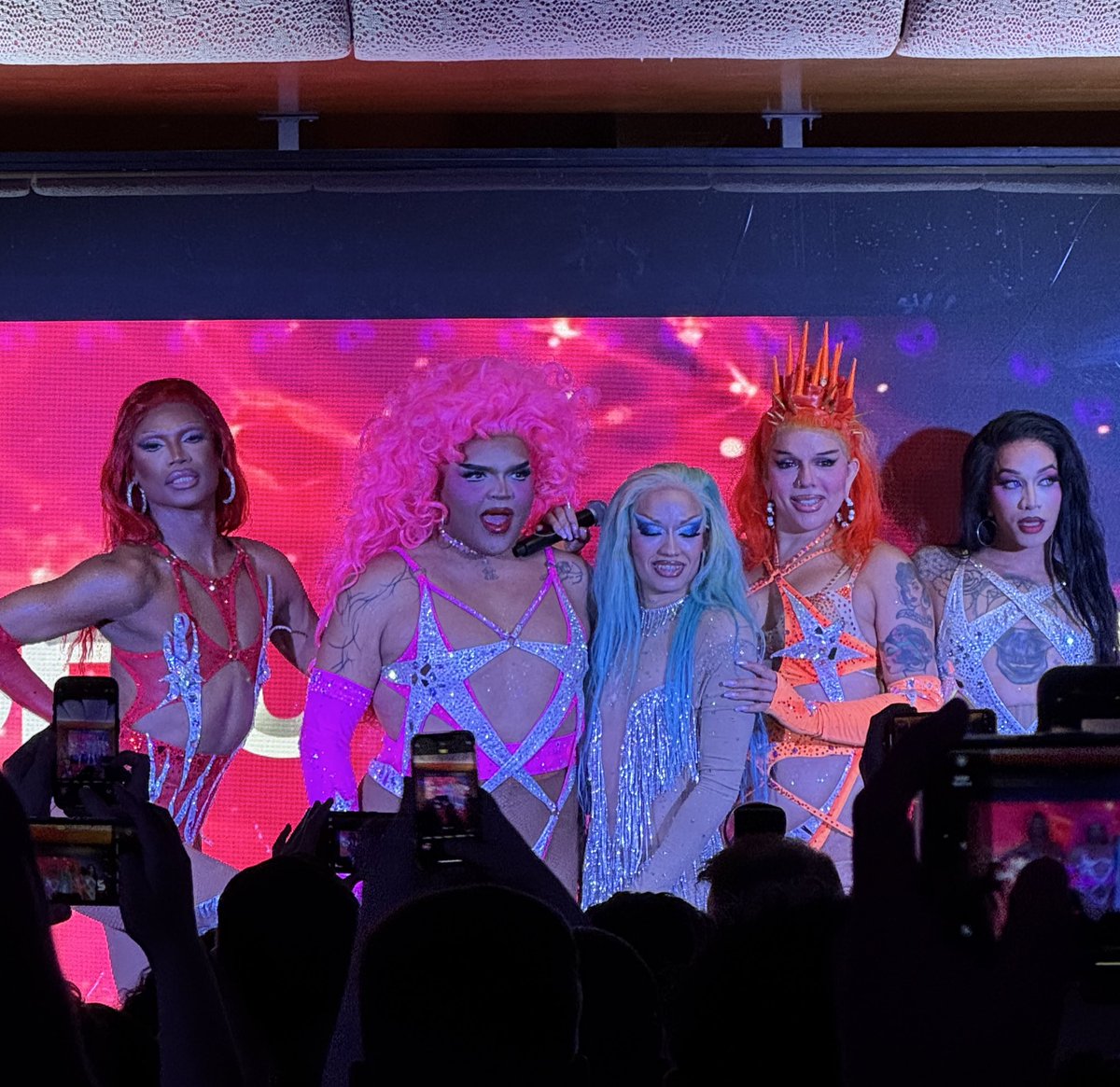HANDS DOWN  best drag show ive ever seen #HouseOfAja <a href="/TheKandyMuse/">KANDY MUSE</a>  <a href="/ajaoxum/">Aja 〽️iyake-〽️ugler</a>