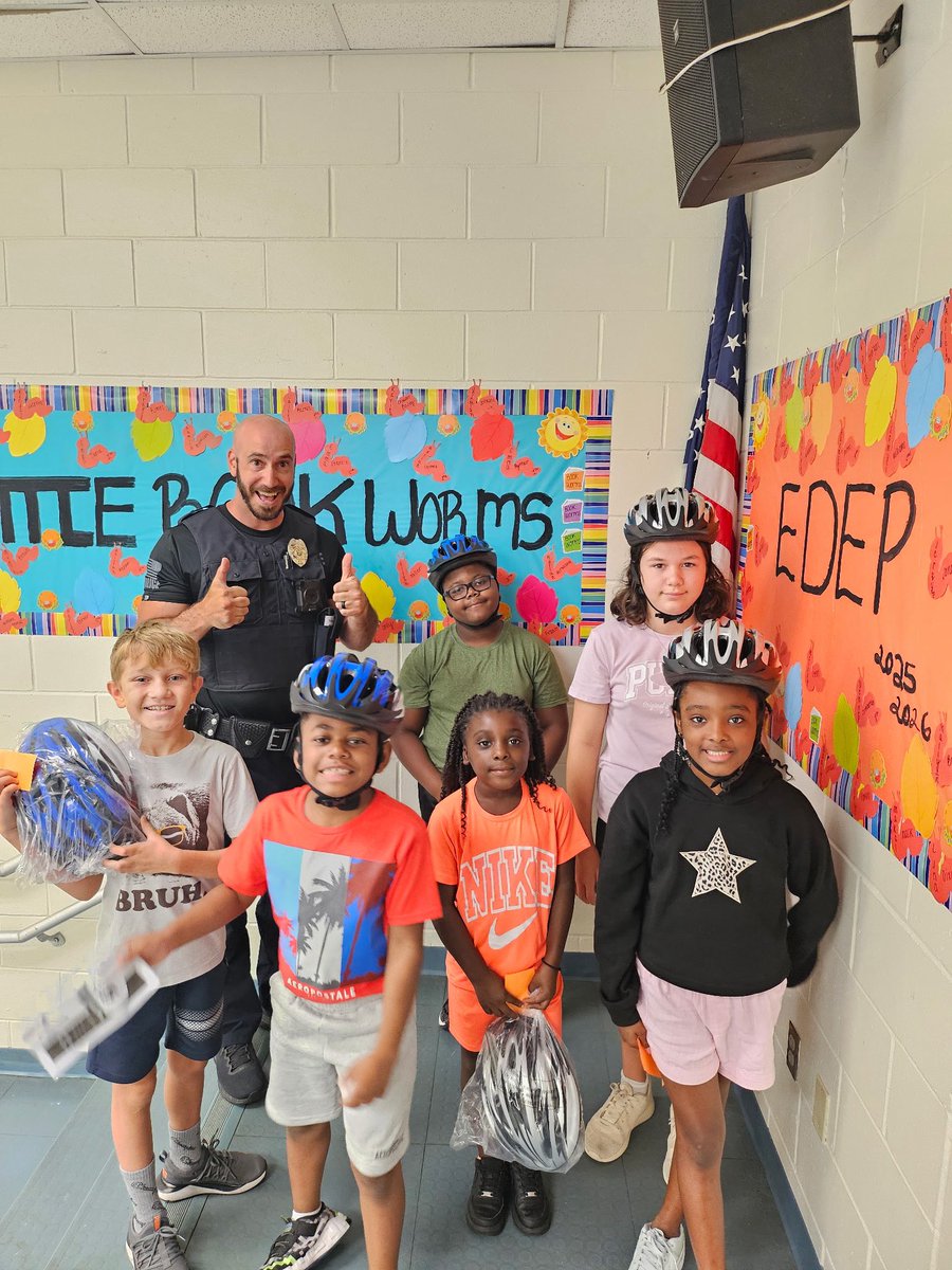 South Daytona Elem tweet media