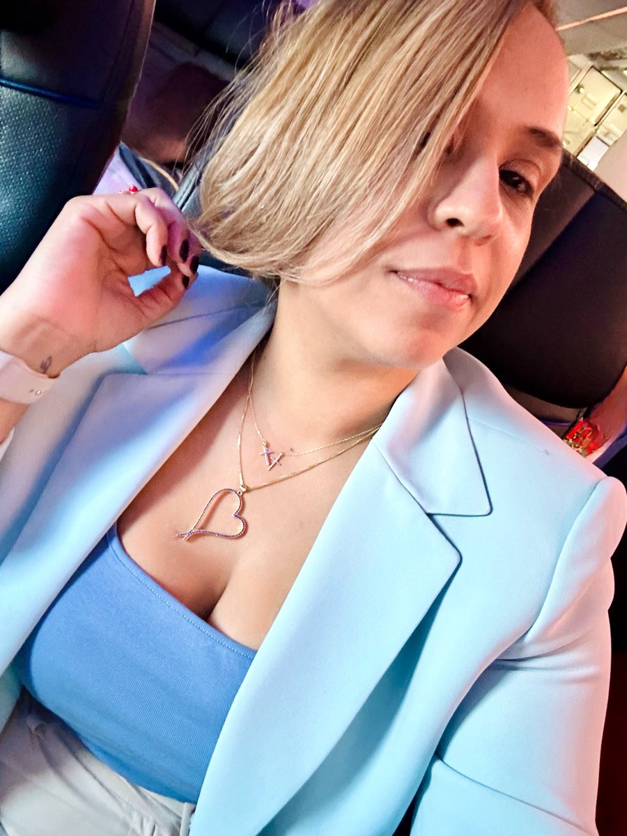 dclase0887's tweet image. Desafiando el algoritmo nos fuimos sin postear el pasaporte 🤣… y adivina qué, igual llegamos✈️

😎#ModoOffline