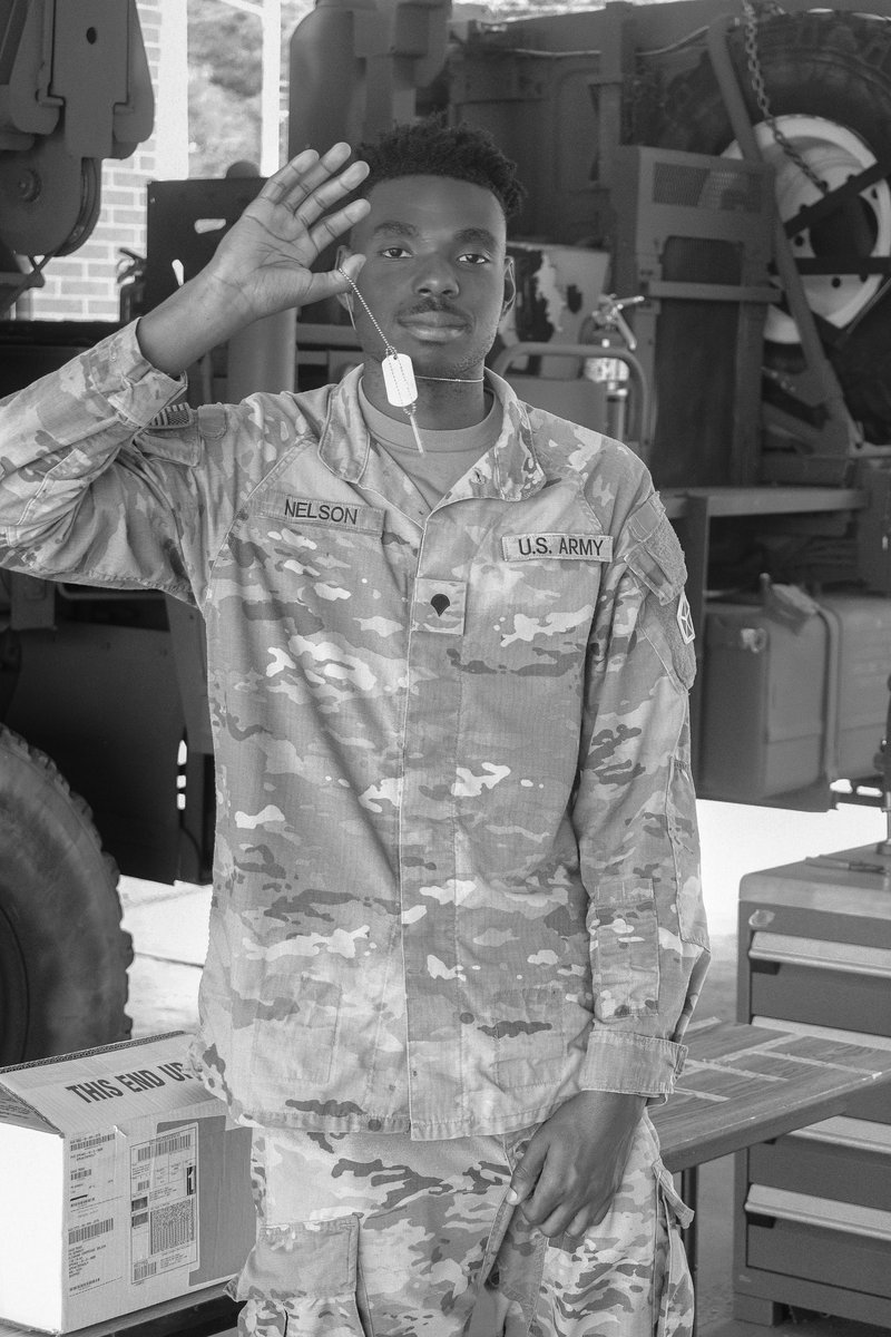 shappirro_'s tweet photo. Army life https://t.co/gM26Tgh4D6