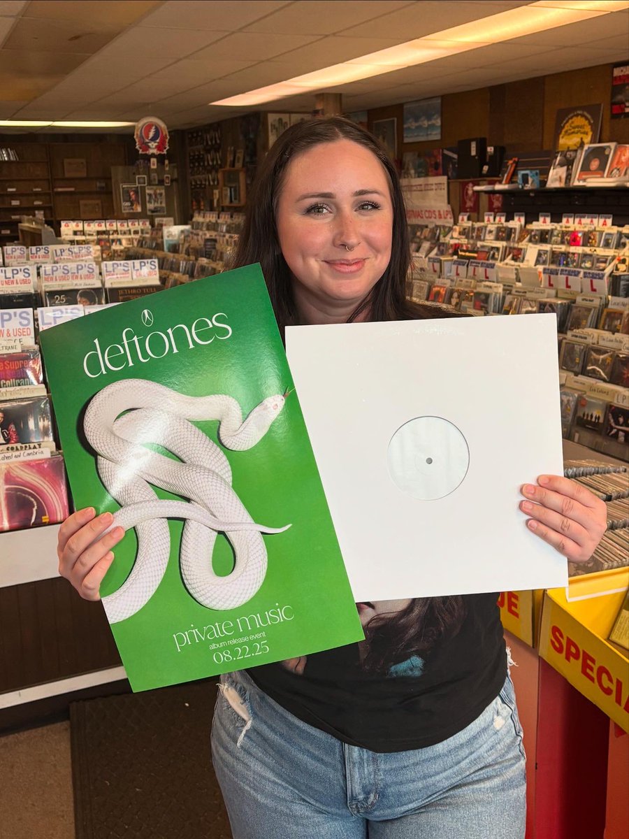 Wooden Nickel Records tweet media