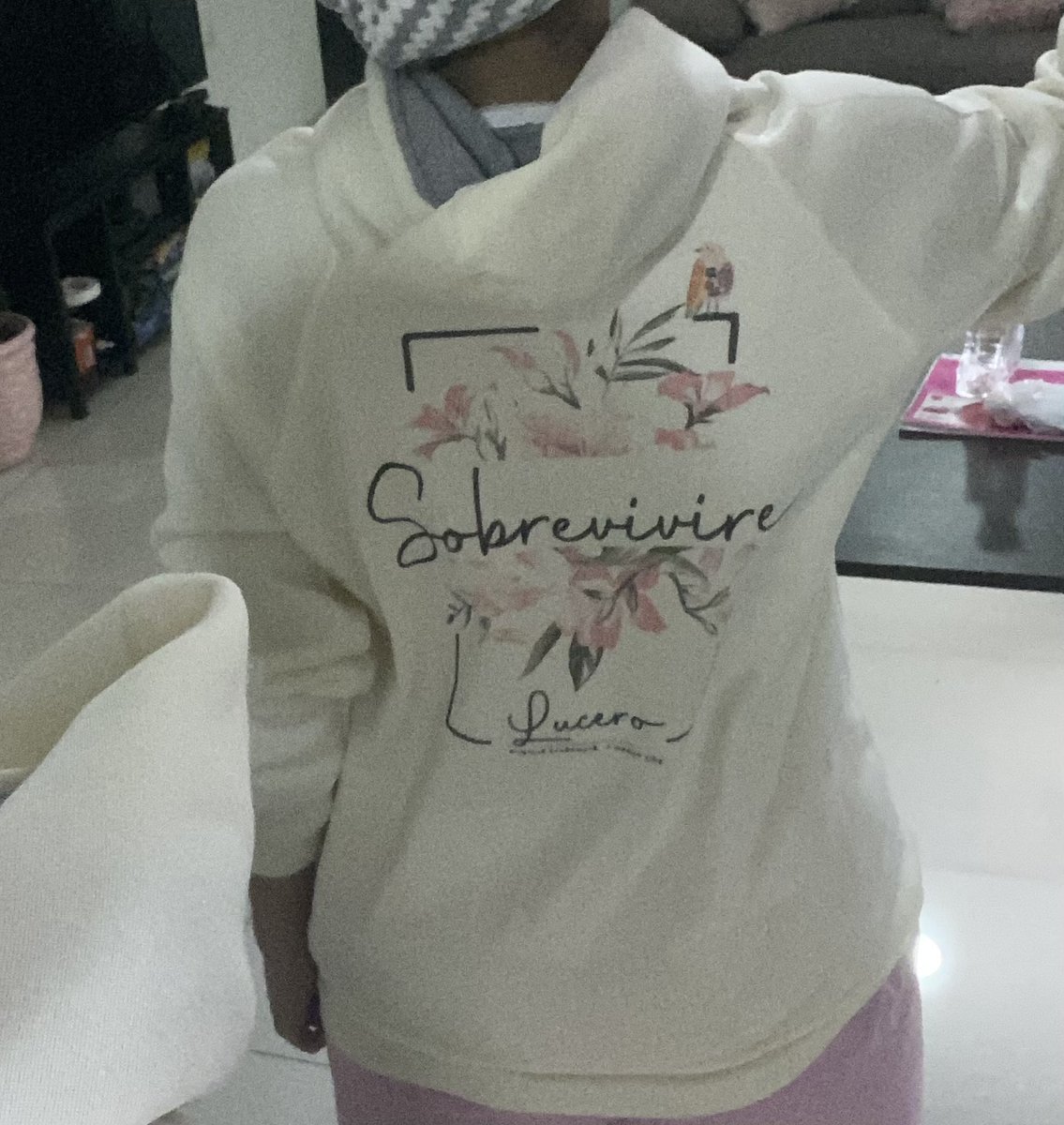 La compré en uno de los shows de entre amigos del palacio y recien la estoy estrenando🤣 no quiero usarla mucho pa que no se vaya a arruinar😅😂 la ame desde que la vi🥹♥️