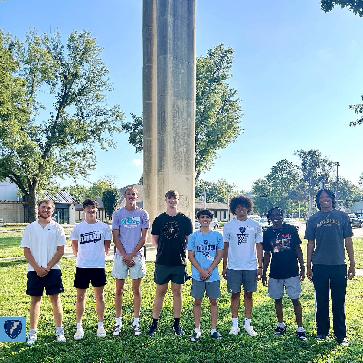 New dudes on the block!

Welcome to the Little Apple! Can’t wait to get to work! ⛈️🏀

#RollThunder