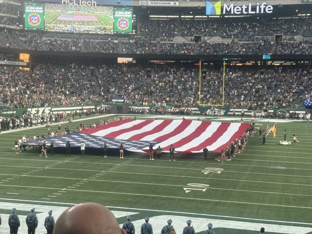 Sarah Cassidy (@cassidyfish2) on Twitter photo Really, <a href="/nyjets/">New York Jets</a> ?!? Out of the turkey wrap special before kickoff? We’re better than this. #JetUp #StillLoveYou Really, <a href="/nyjets/">New York Jets</a> ?!? Out of the turkey wrap special before kickoff? We’re better than this. #JetUp #StillLoveYou