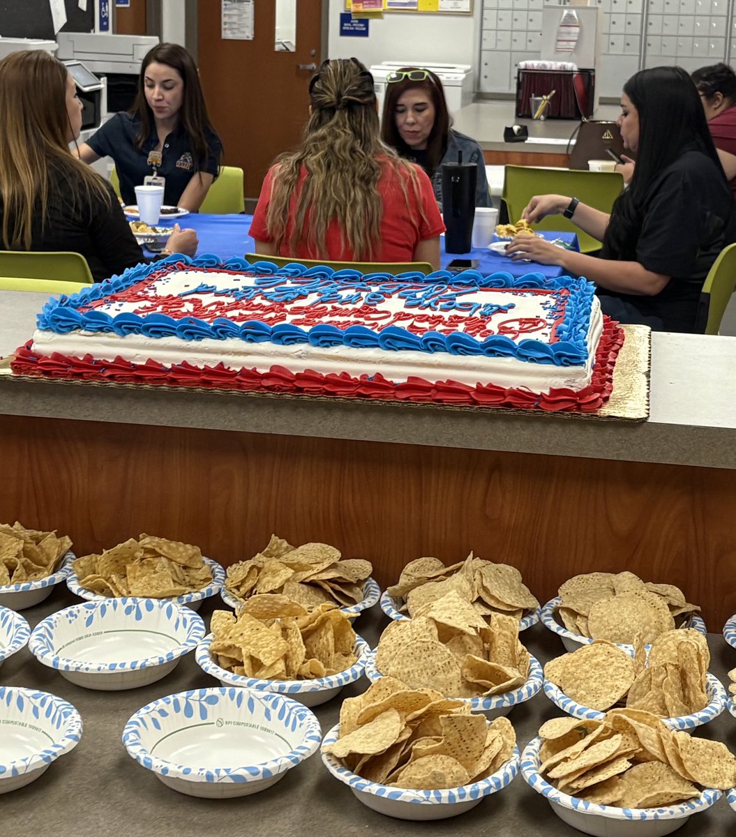 christy meza tweet media