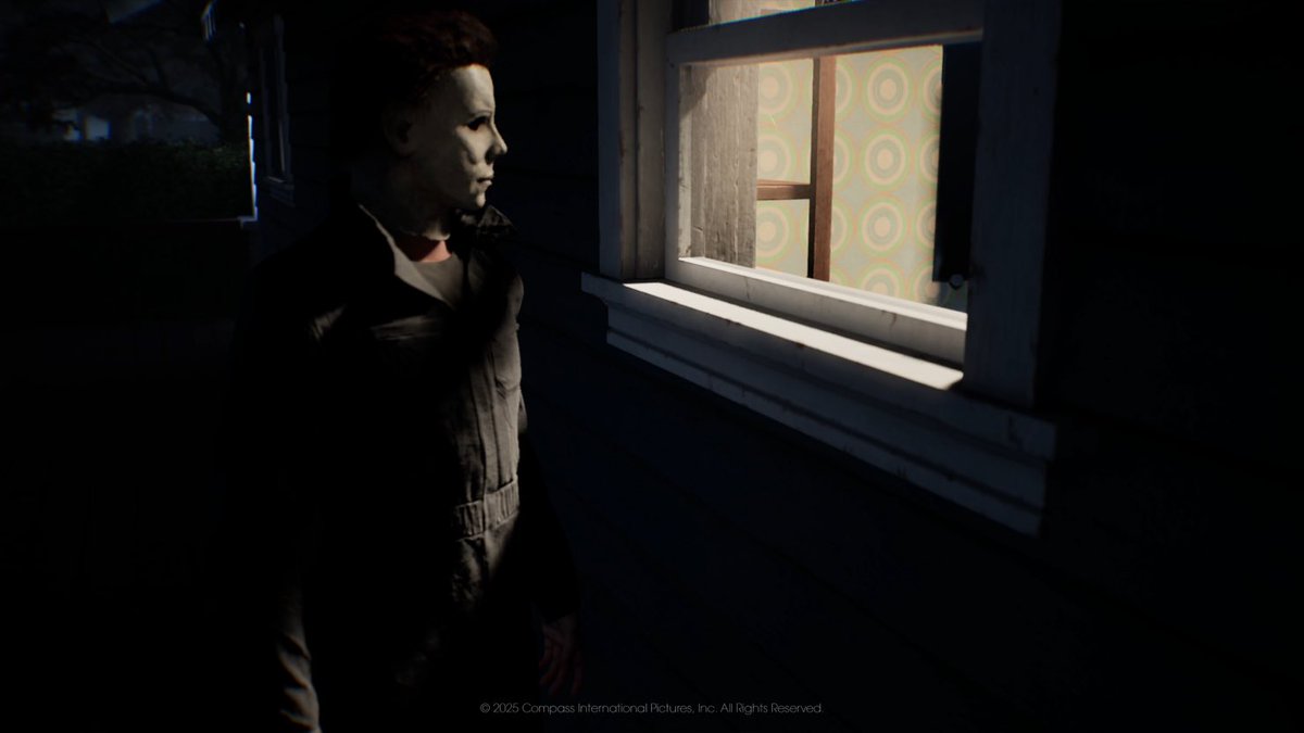 SourceHalloween's tweet photo. New look at Michael Myers stalking in Halloween: The Game 🔪 https://t.co/NDRMtol0Zd