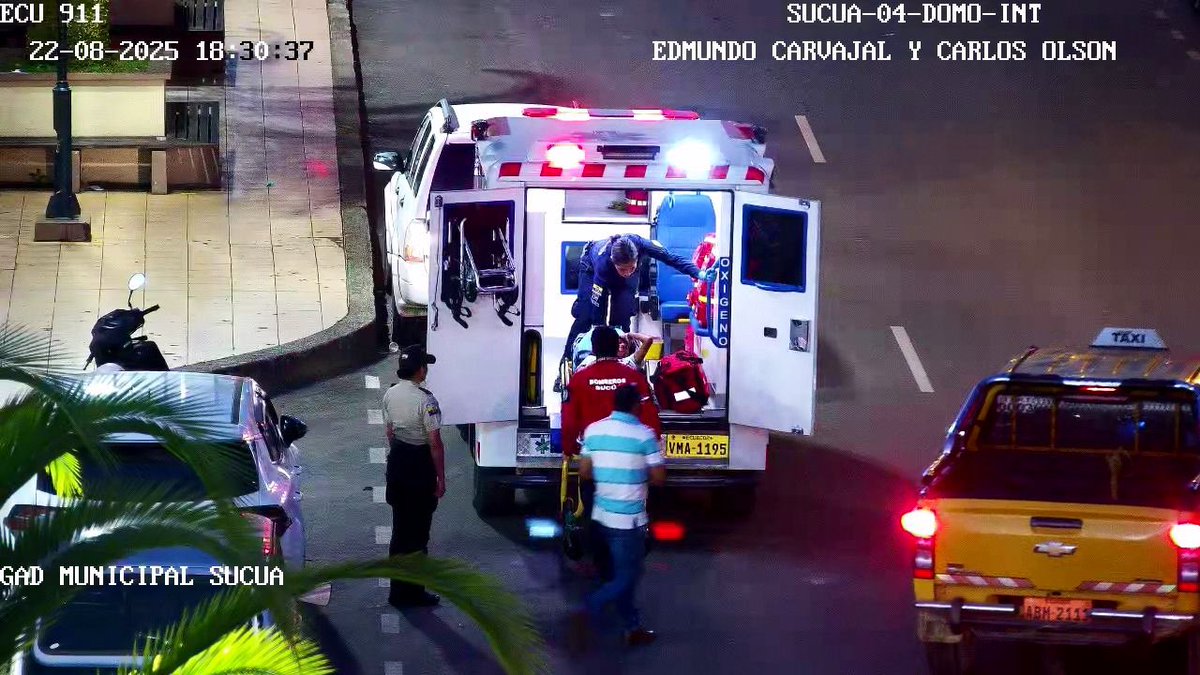 Coordinación Zonal 6 ECU 911 Austro (@ecu911austro) on Twitter photo #Sucúa| El #ECU911 coordinó oportuna atención a una mujer en estado de gestación y labor de parto, la misma que se encontraba en la 📍Av. Domingo Comín y Carlos Olson.
👨🏻🚒🚑 <a href="/PoliciaEcuador/">Policía Ecuador</a> y recursos de <a href="/BomberosSucua/">BOMBEROS SUCUA</a> brindaron primeros auxilios y trasladaron a la mujer hasta #Sucúa| El #ECU911 coordinó oportuna atención a una mujer en estado de gestación y labor de parto, la misma que se encontraba en la 📍Av. Domingo Comín y Carlos Olson.
👨🏻🚒🚑 <a href="/PoliciaEcuador/">Policía Ecuador</a> y recursos de <a href="/BomberosSucua/">BOMBEROS SUCUA</a> brindaron primeros auxilios y trasladaron a la mujer hasta