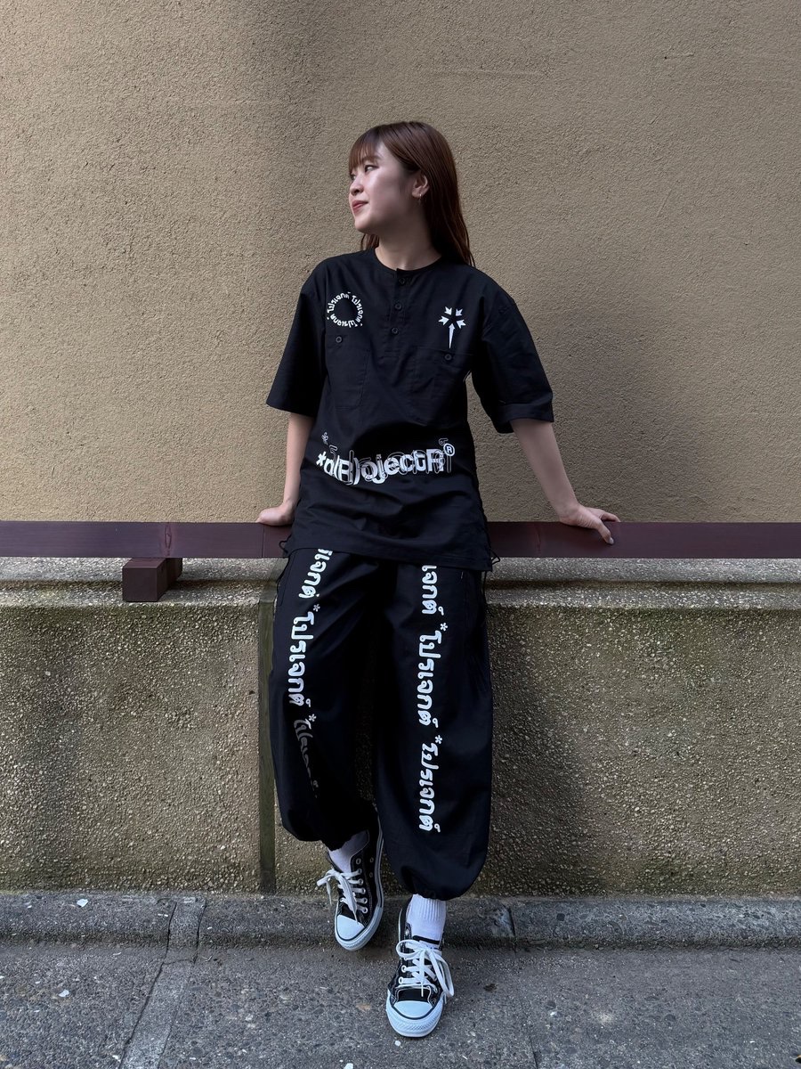 VERTICAL_GARAGE (@vertical_garage) on Twitter photo 【*p(R)ojectR®】
■ITEM LINE-UP
Pullover SS shirt
PRICE:¥15,400 tax-in
COLOR:Black / Natural
SIZE:S / M / L
真夏のリラックスウエアを追い求めたプルオーバーシャツ🌴
スタッフ身長161cm/Mサイズ
【ONLINE】
x.gd/VZjhY
#THERAMPAGE
<a href="/therampagefext/">THE RAMPAGE OFFICIAL</a>
<a href="/projectr___/">*p(R)ojectR®︎_official</a> 【*p(R)ojectR®】
■ITEM LINE-UP
Pullover SS shirt
PRICE:¥15,400 tax-in
COLOR:Black / Natural
SIZE:S / M / L
真夏のリラックスウエアを追い求めたプルオーバーシャツ🌴
スタッフ身長161cm/Mサイズ
【ONLINE】
x.gd/VZjhY
#THERAMPAGE
<a href="/therampagefext/">THE RAMPAGE OFFICIAL</a>
<a href="/projectr___/">*p(R)ojectR®︎_official</a>