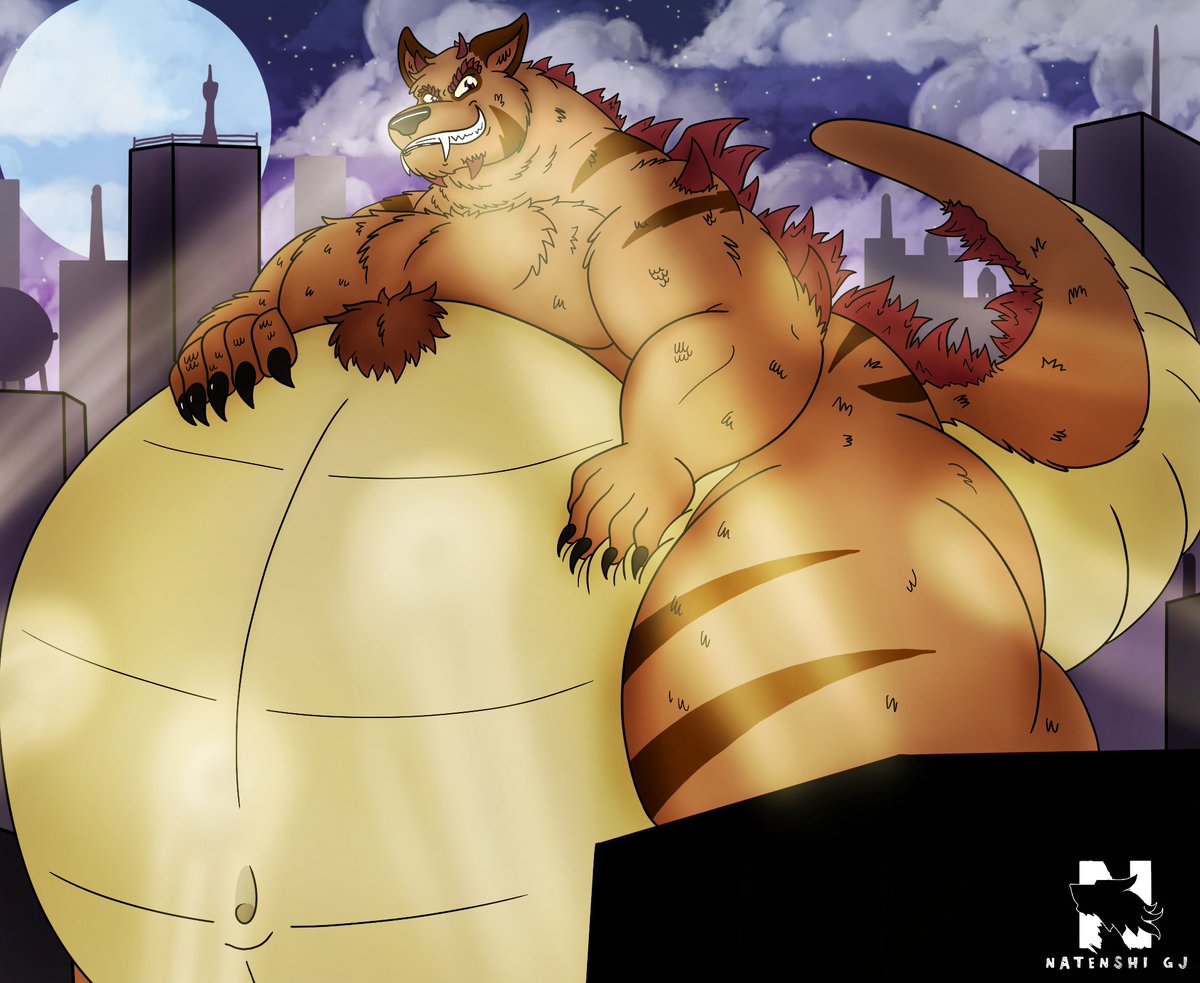 The moon not only transforms werewolves, sometimes it also makes them into great kaijus!!