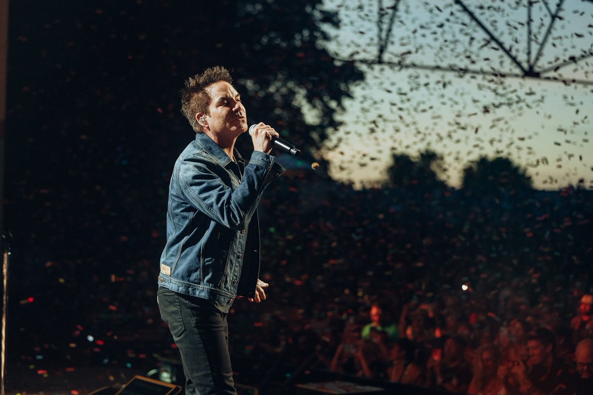 Walmart AMP tweet media