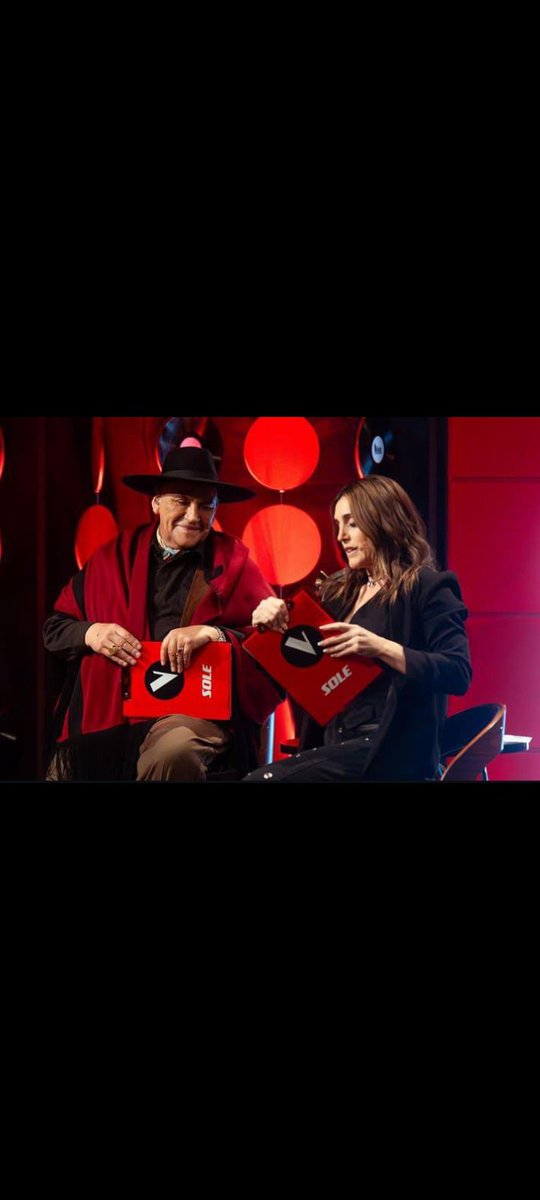 Eliza_deRosario's tweet photo. Vamos @sole_pastorutti y su #TeamSoledad 🎙🇦🇷🎶💪
Equipazo hacen La Sole y el @ChPalavecino en los knockouts de #LaVozArgentina 🙌🙌
Que se repita para la próxima edición!! #Venite https://t.co/C6VNw3byvs