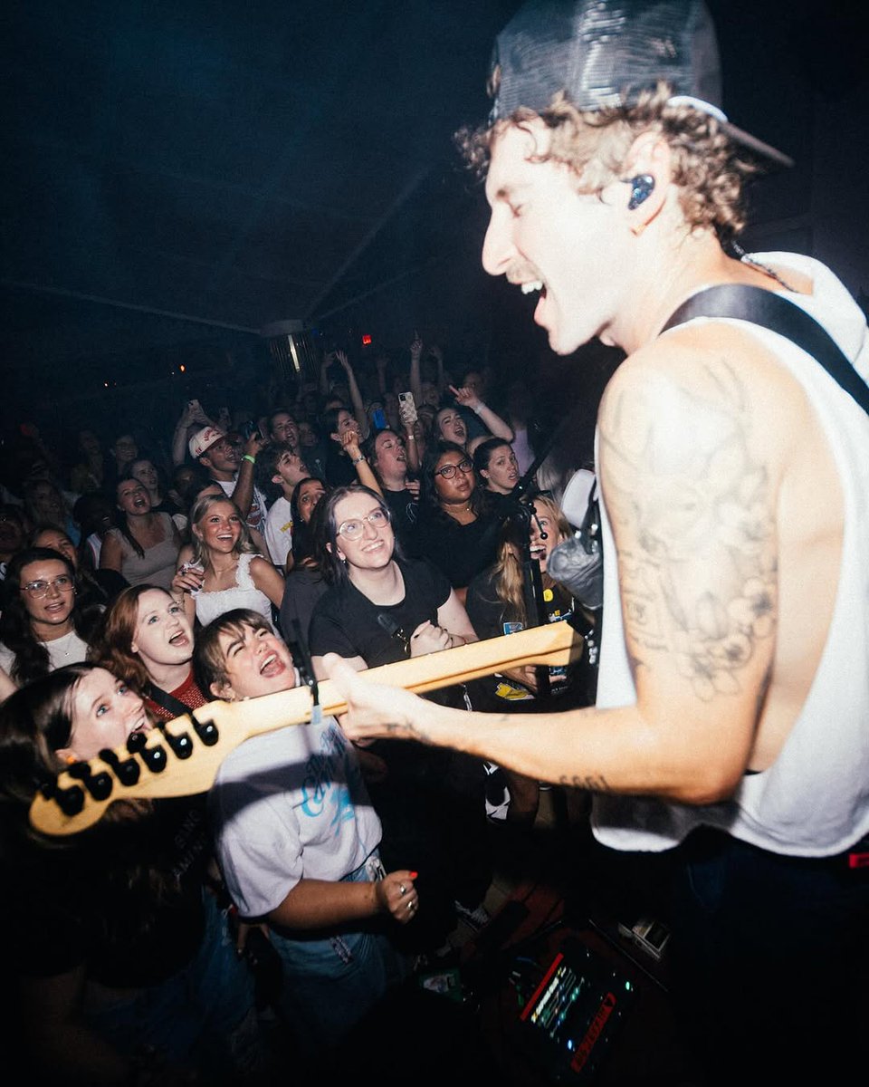 The Band CAMINO tweet media