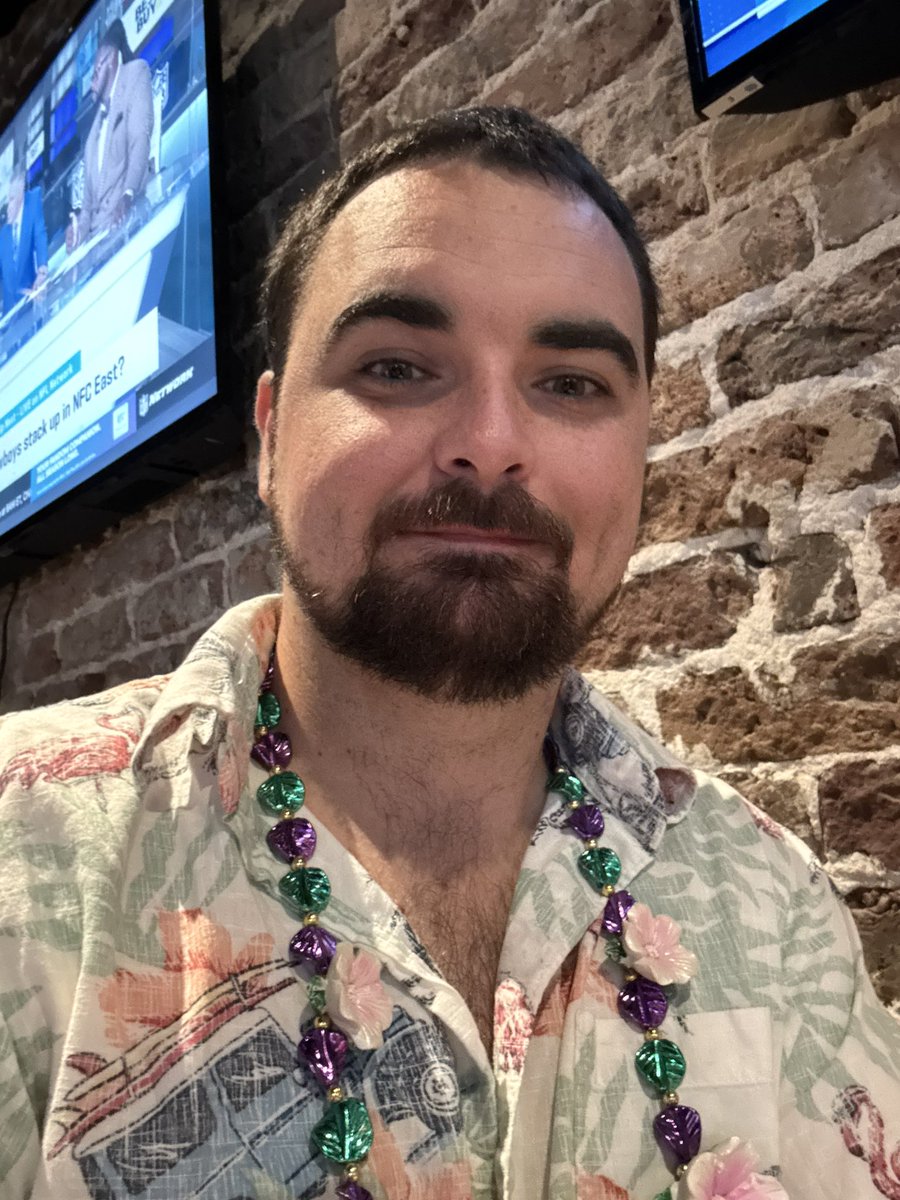 backinblack_wx's tweet photo. One of my favorite weeks of the year!!! Tiki week! Unfortunately down one tonight but guess that means I have to have two of each. #tikiweek https://t.co/mHf2ZGppF3